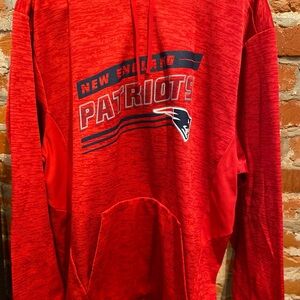 NFL Team Apparel New England Patriots Mens Size M hoodie Red Athletic. Pre-Owned